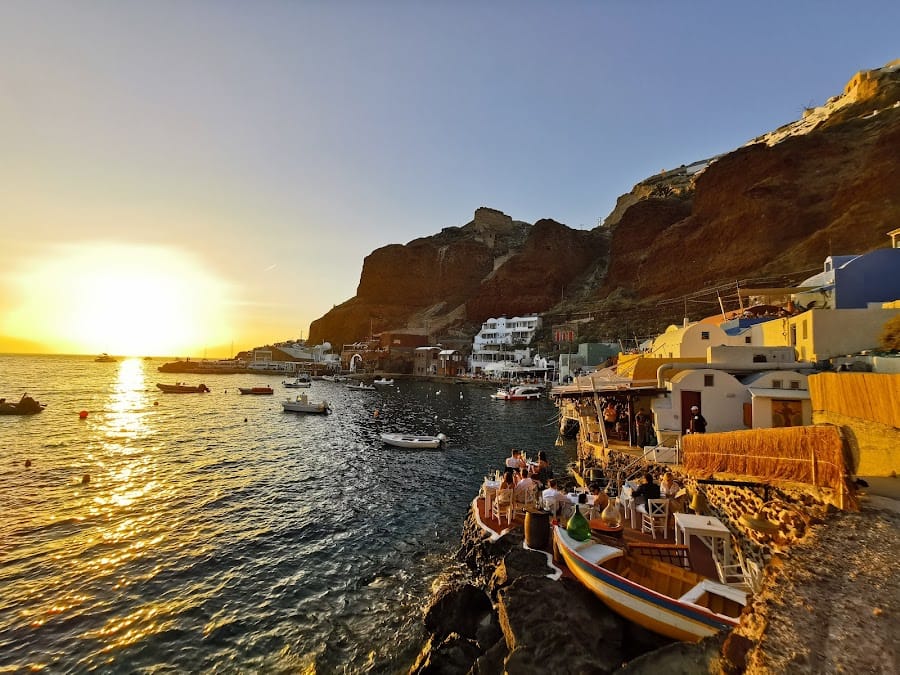Ammoudi Bay