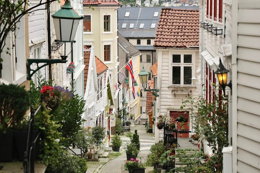 Old Bergen House for walking