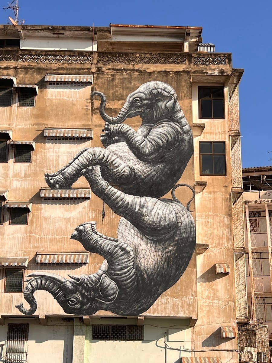 Song Wat Street Art
