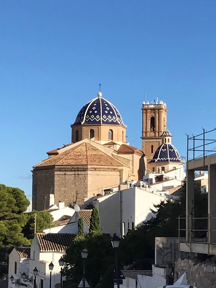 The Virgin of the Consol