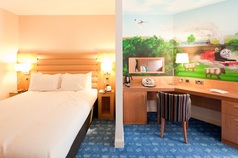 Drayton Manor Hotel photo 2