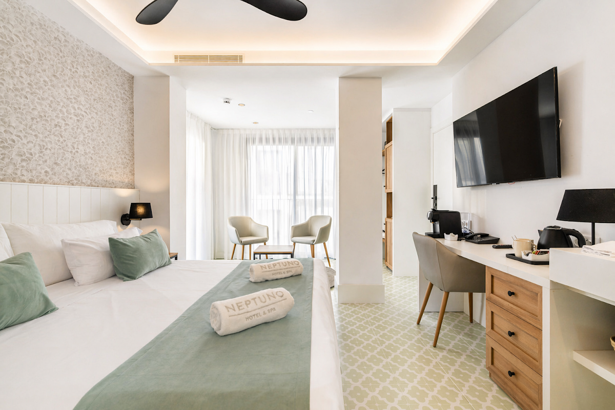 Neptuno Hotel & Spa photo 2