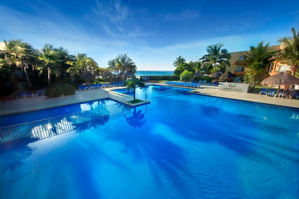 Viva Azteca by Wyndham, A Trademark All Inclusive Resort photo 3
