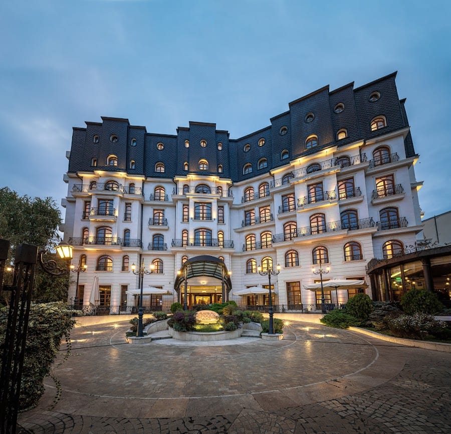 Epoque Hotel