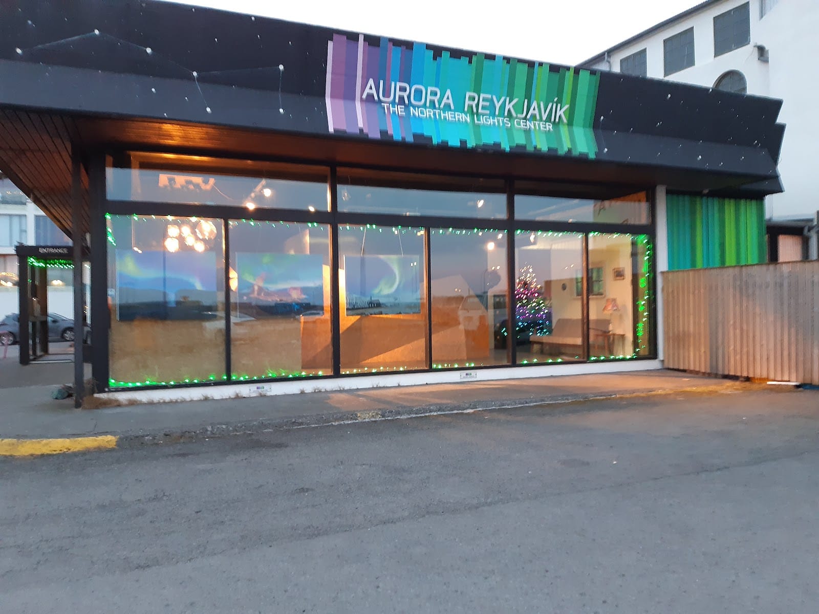 Cheap holidays to Iceland 2026: Northern Lights, Blue Lagoon, Ring Road — photo