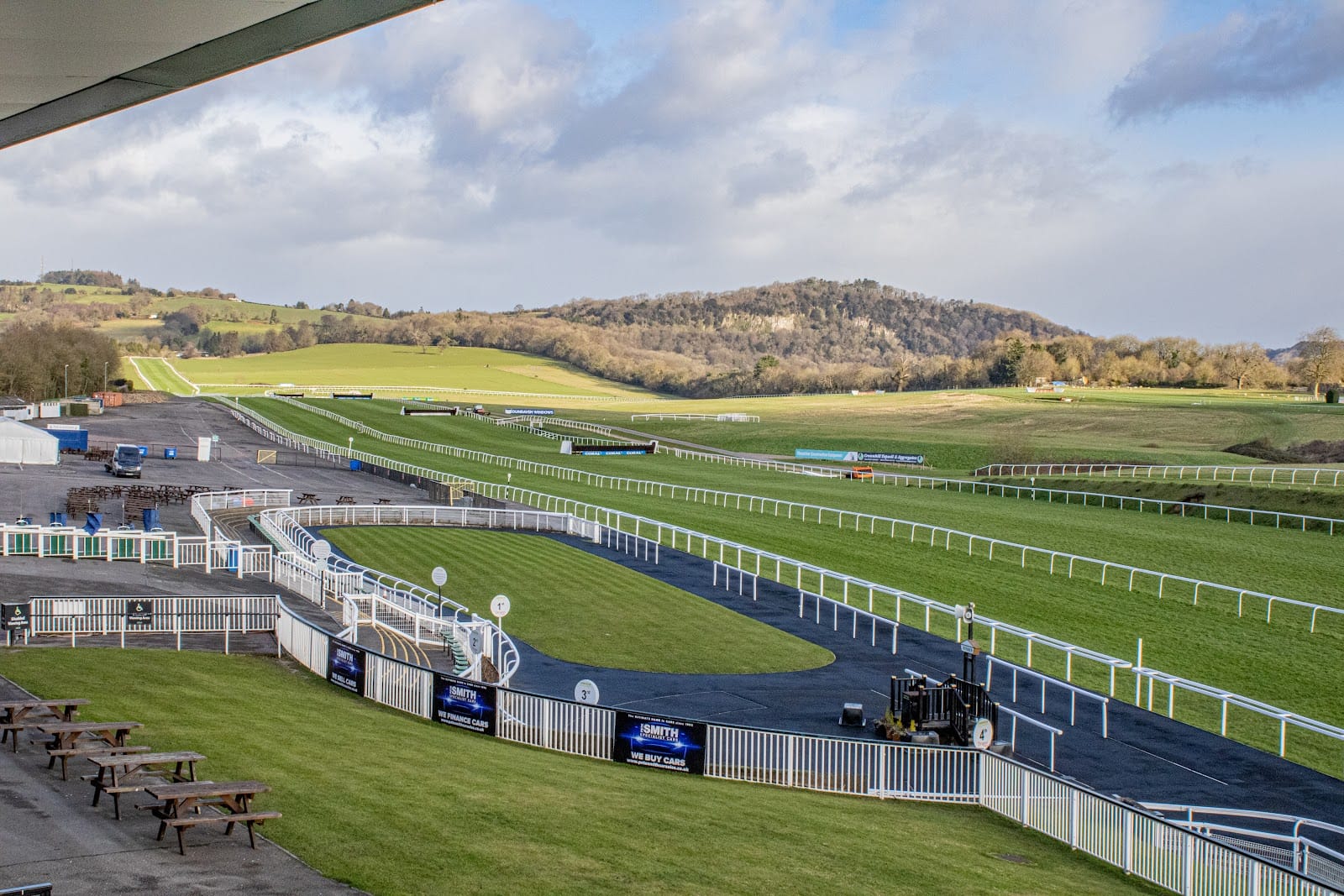 UB40 ft. Ali Campbell at Chepstow Racecourse — photo