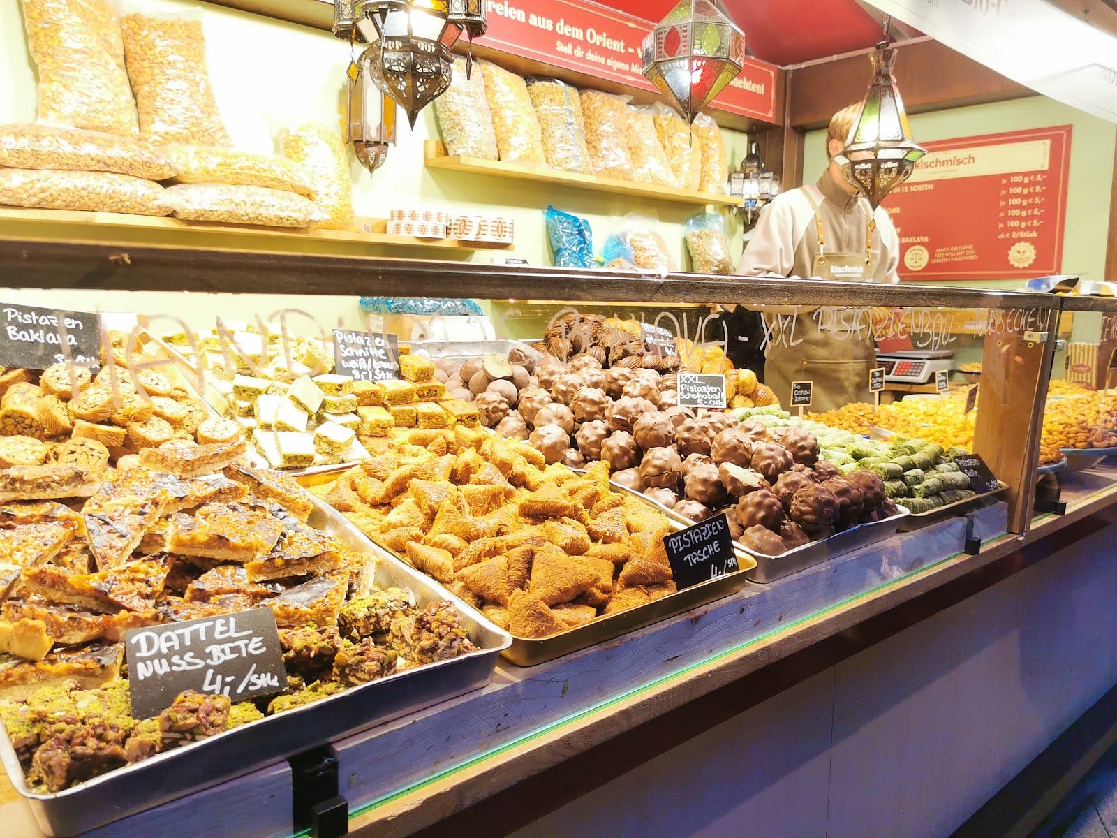 Cologne Christmas Markets: 7 markets in one walkable city, all near the Cathedra — photo