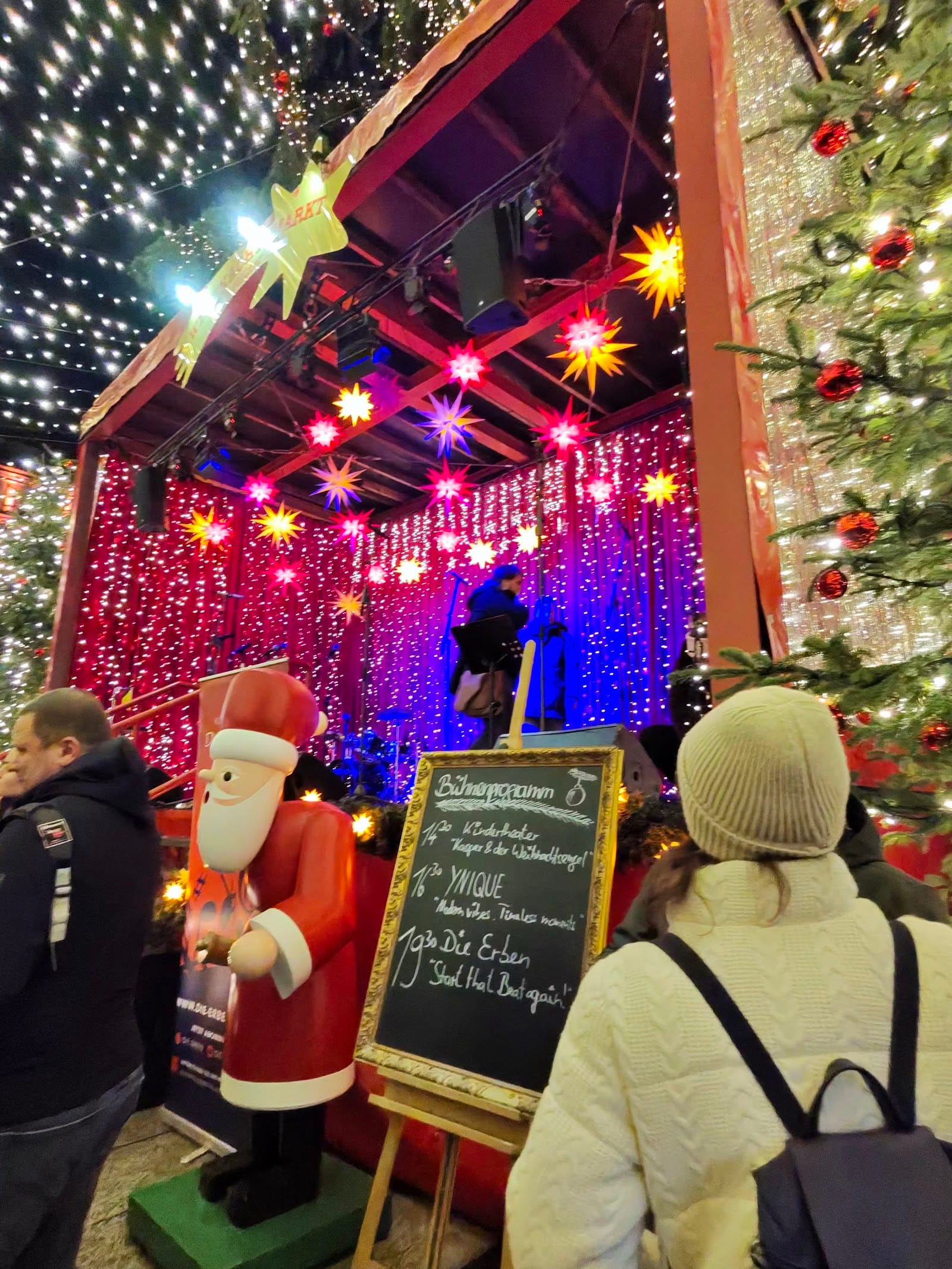 Cologne Christmas Markets: 7 markets in one walkable city, all near the Cathedra — photo