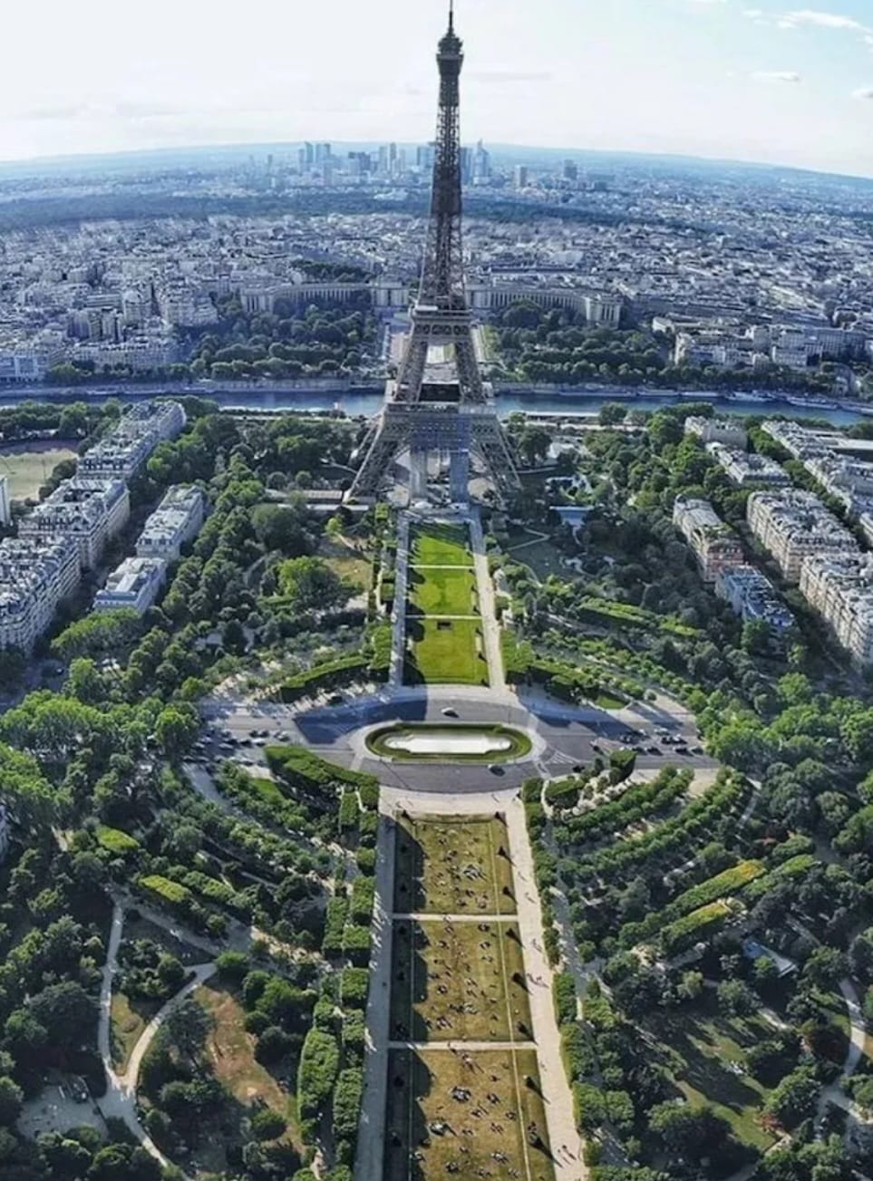 Cheap holidays to France 2026: Paris weekends, Provence villas, French Alps — photo