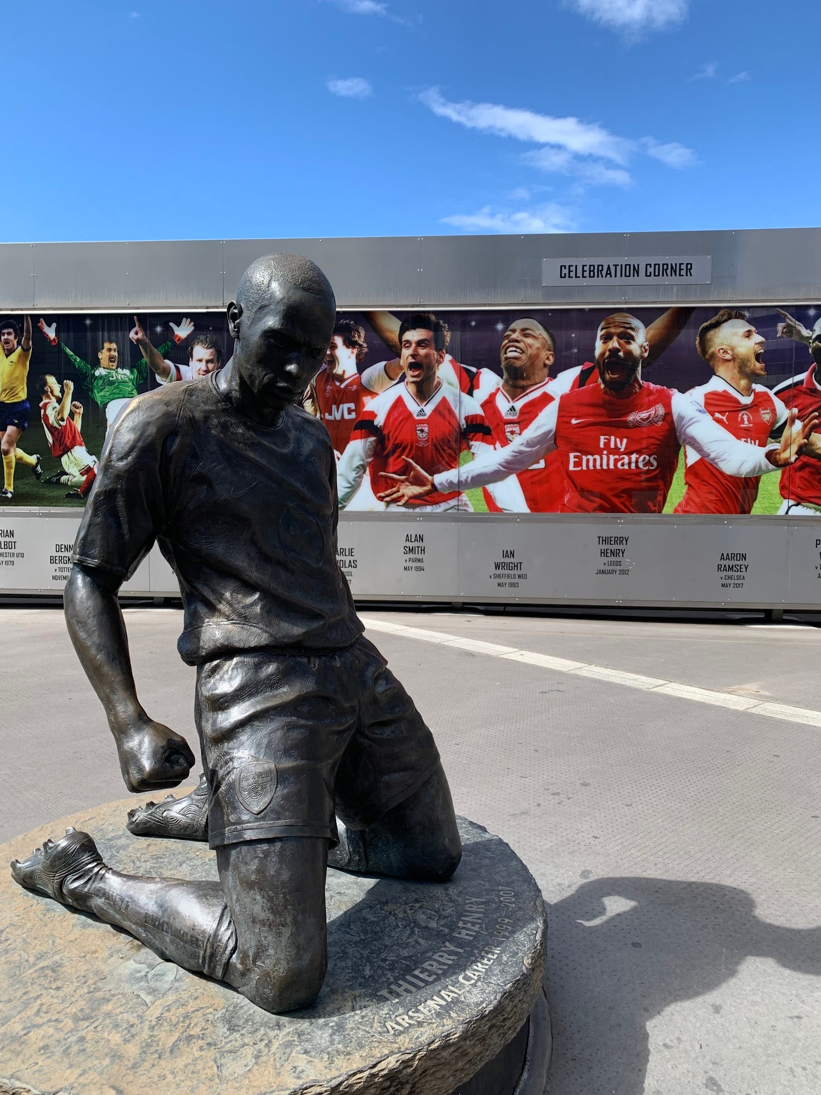 Emirates Stadium away-day guide for Arsenal matches — photo