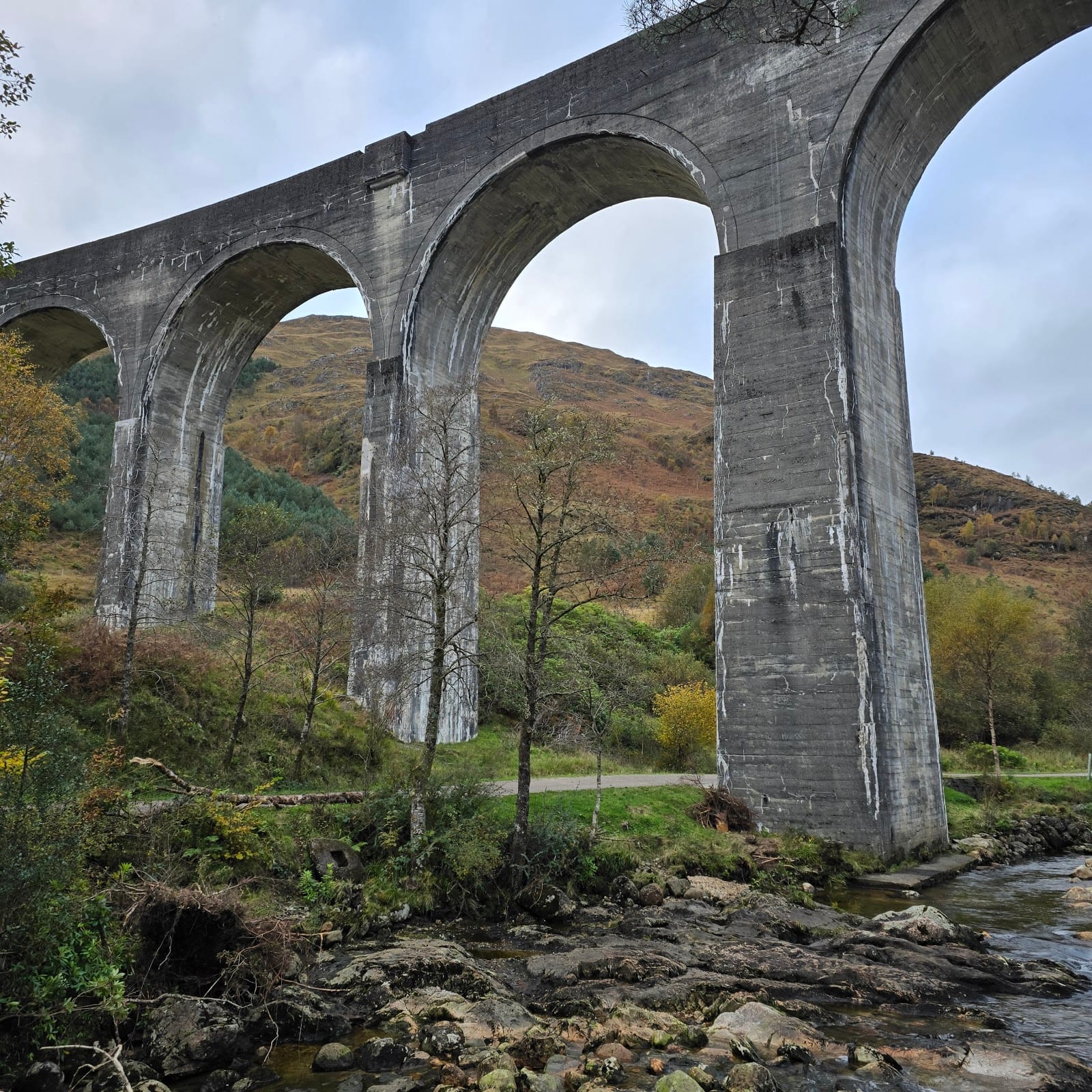 See Harry Potter platform 9¾ then ride a real Hogwarts Express — Scotland's Jaco — photo