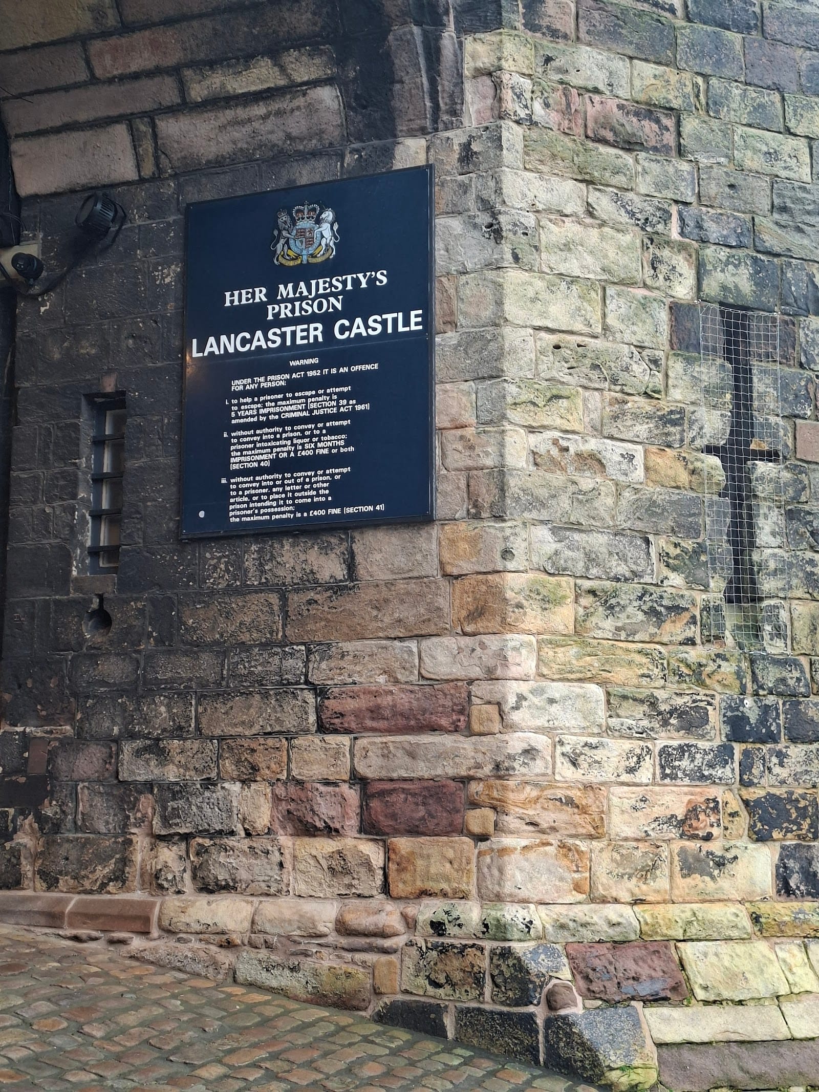 Comedy at the Castle: Joanne McNally lights up Lancaster — photo