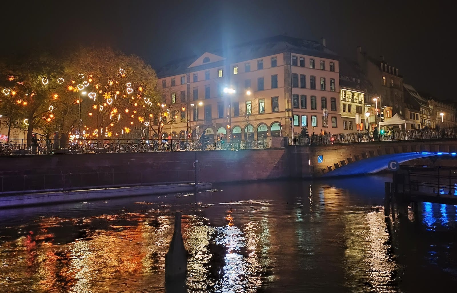 Strasbourg Christmas Market: the original (since 1570) and still the best — photo