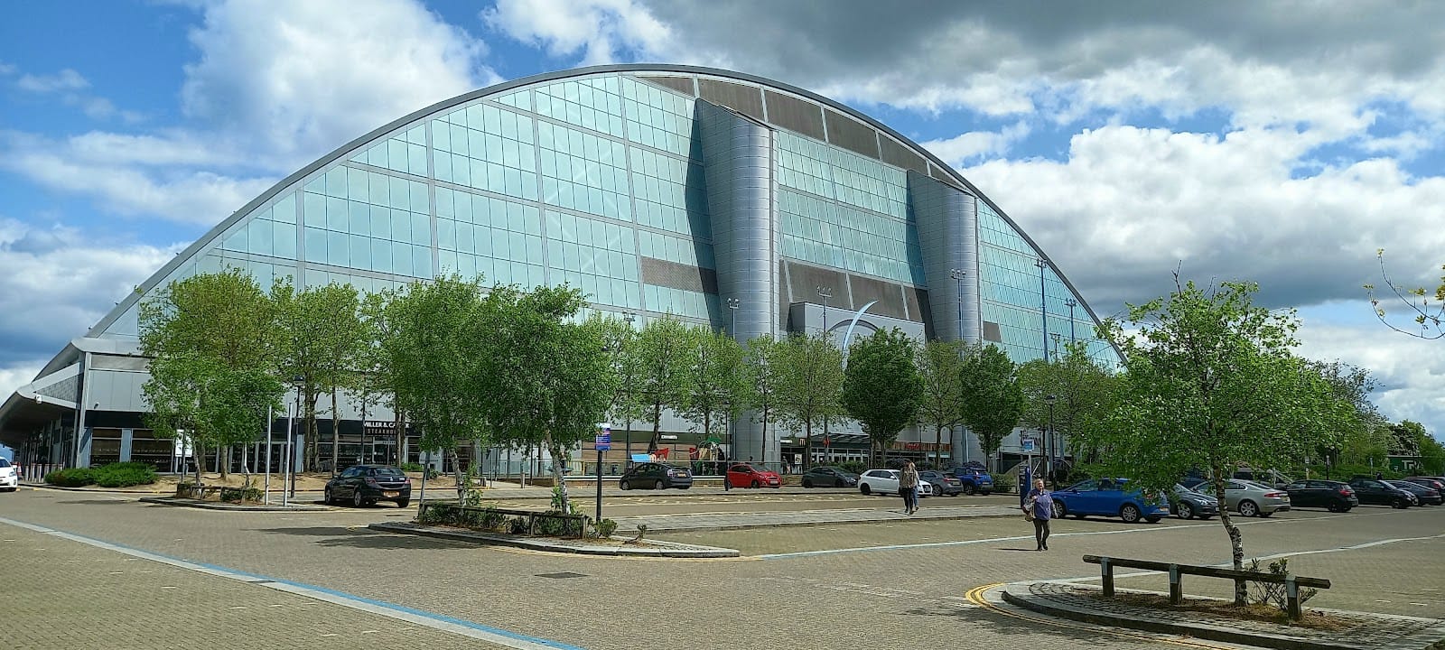 Electric Paradise hits The National Bowl, Milton Keynes 1