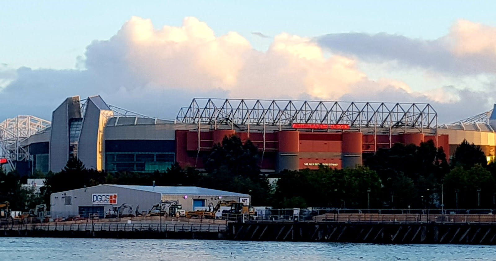 Old Trafford away-day guide: Manchester United matchday — photo