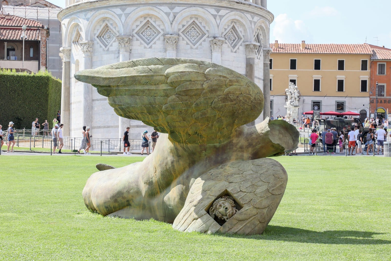 Ryanair returns to Pisa from Glasgow Prestwick — photo