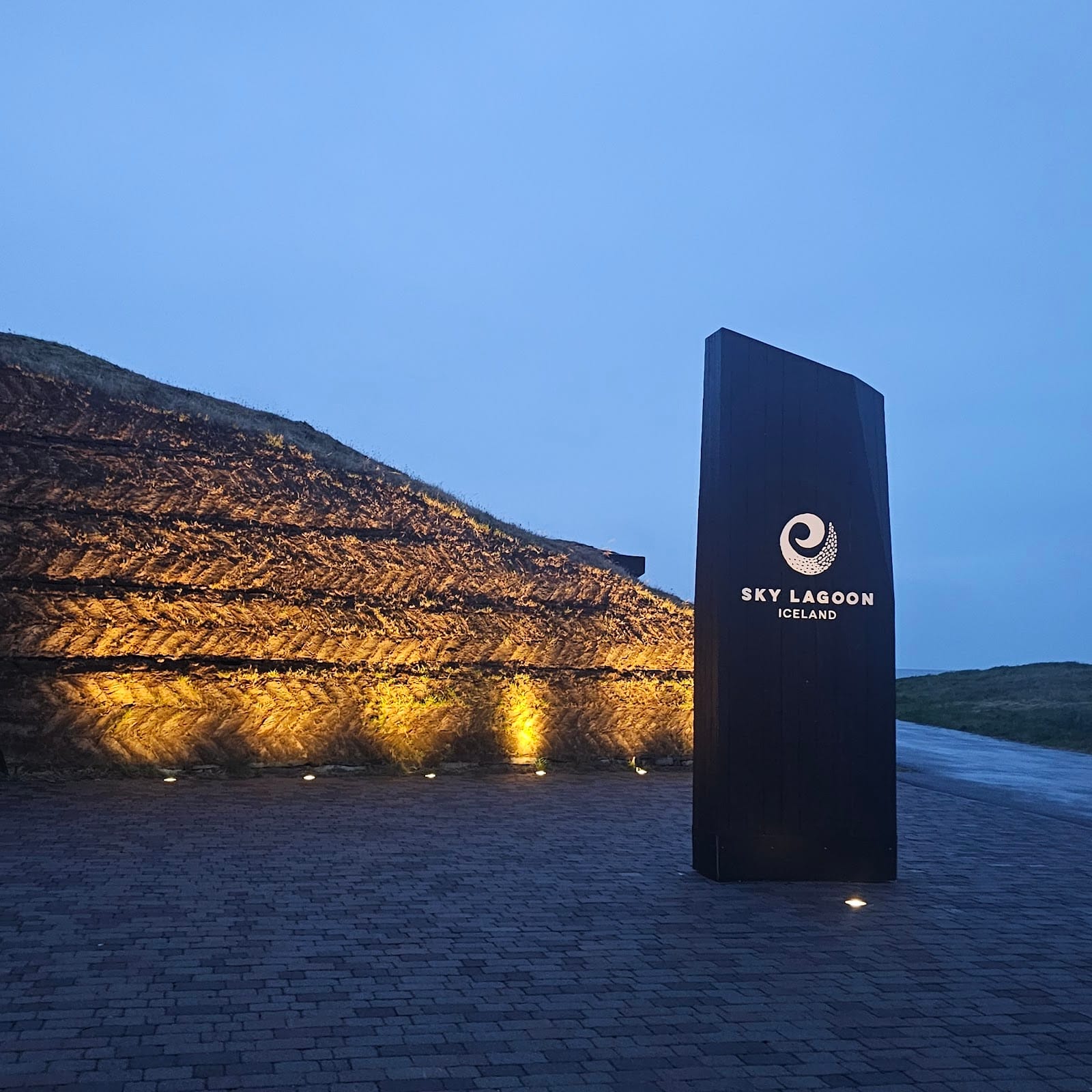 See the Northern Lights from a steaming volcanic spa — Iceland's best-kept hack — photo