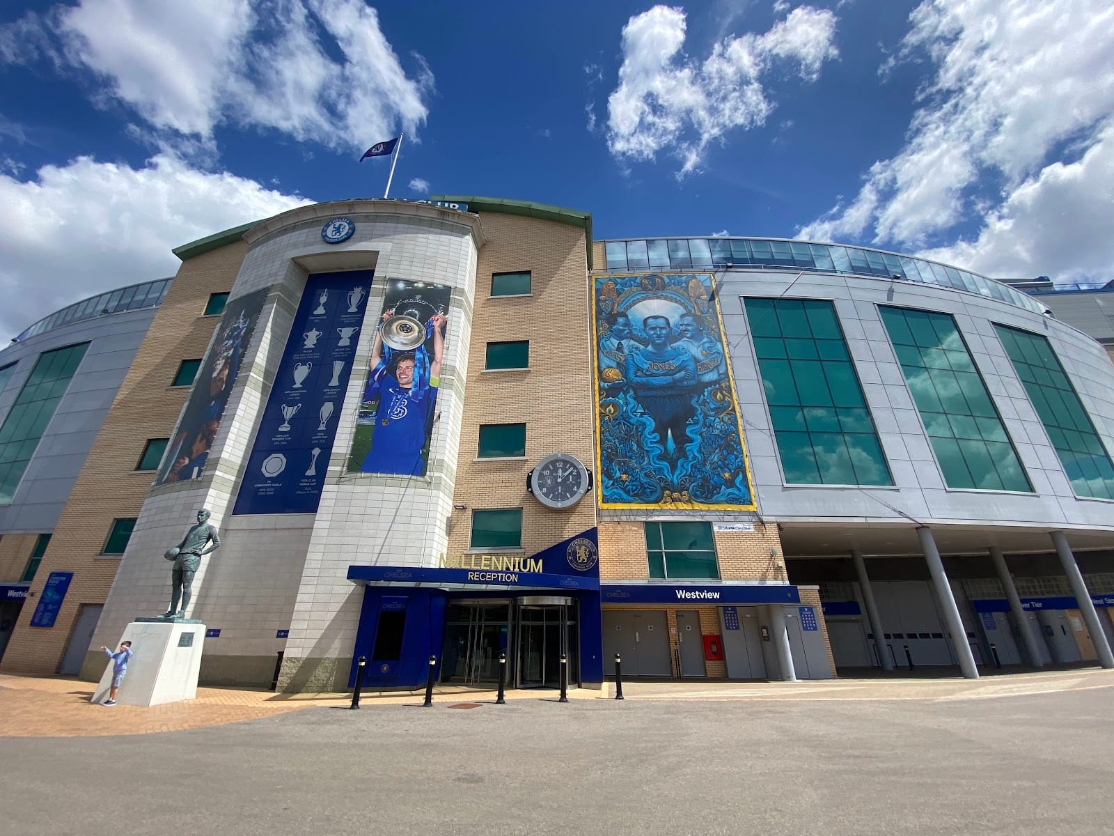 Chelsea at Stamford Bridge: Your London away-day guide — photo