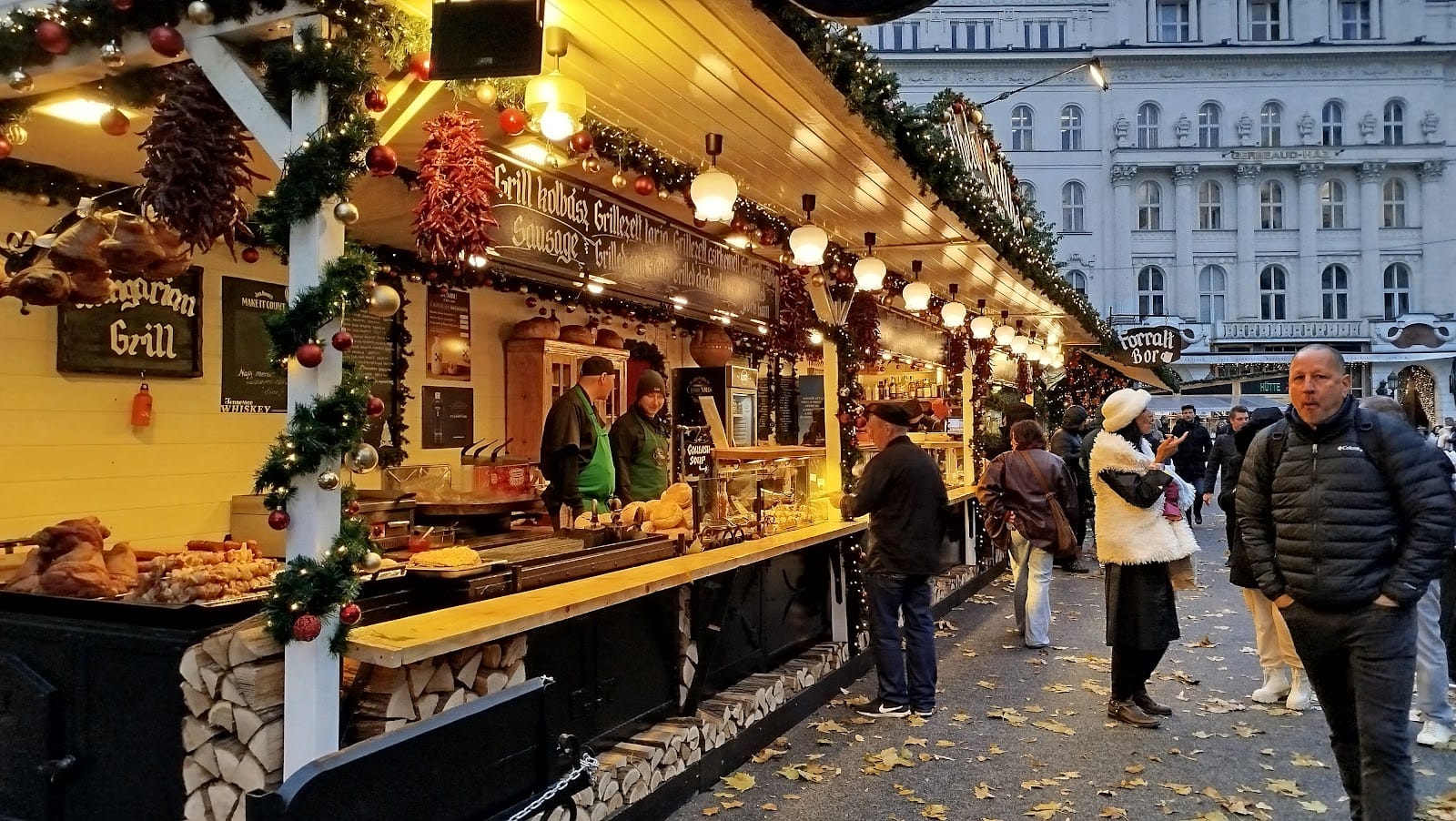 Budapest Christmas Markets: Vörösmarty Square + thermal bath wind-down — photo