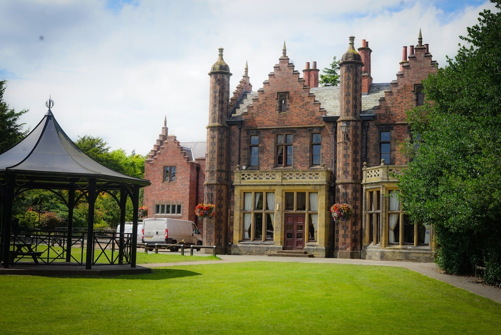 Daresbury Festival 2026: House & Disco at Walton Hall, Warrington — photo