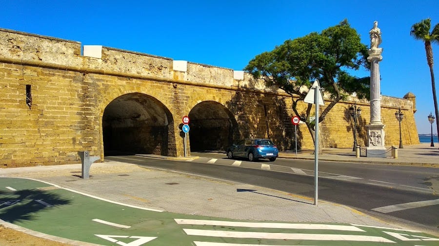 Baluarte y Murallas de San Carlos