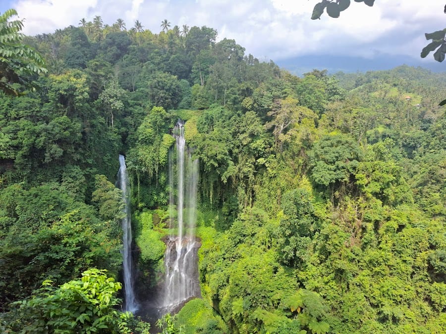 SEKUMPUL WATERFALL OFFICIAL (POST 1)