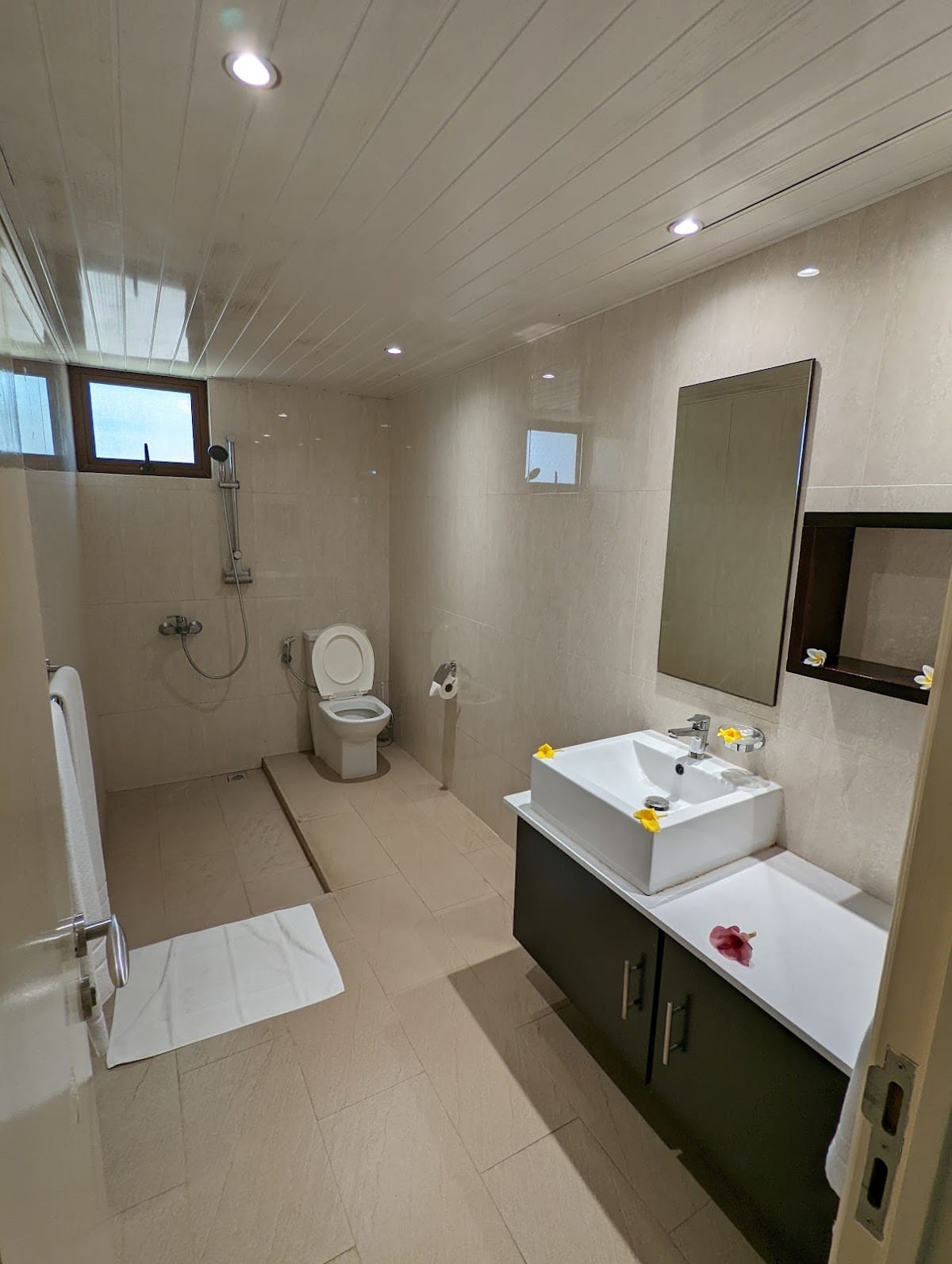 Grand Bay Suites photo 6