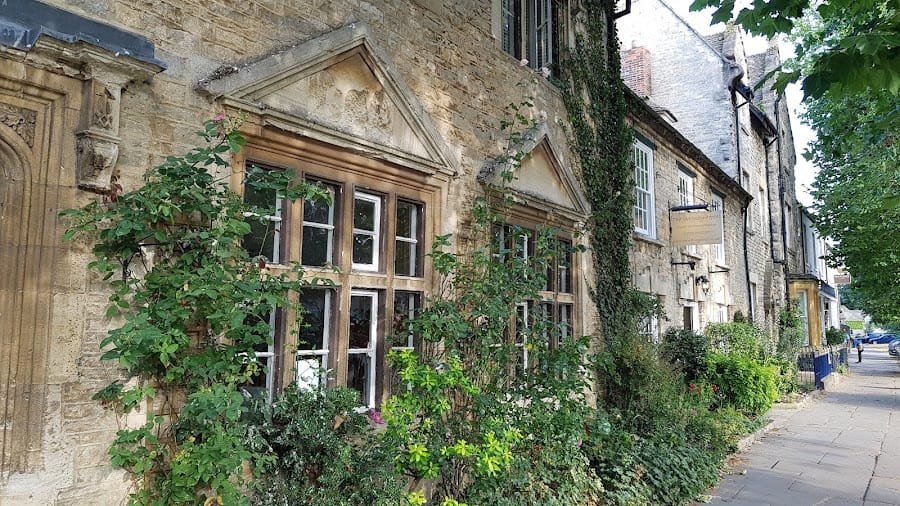 Witney Hotel
