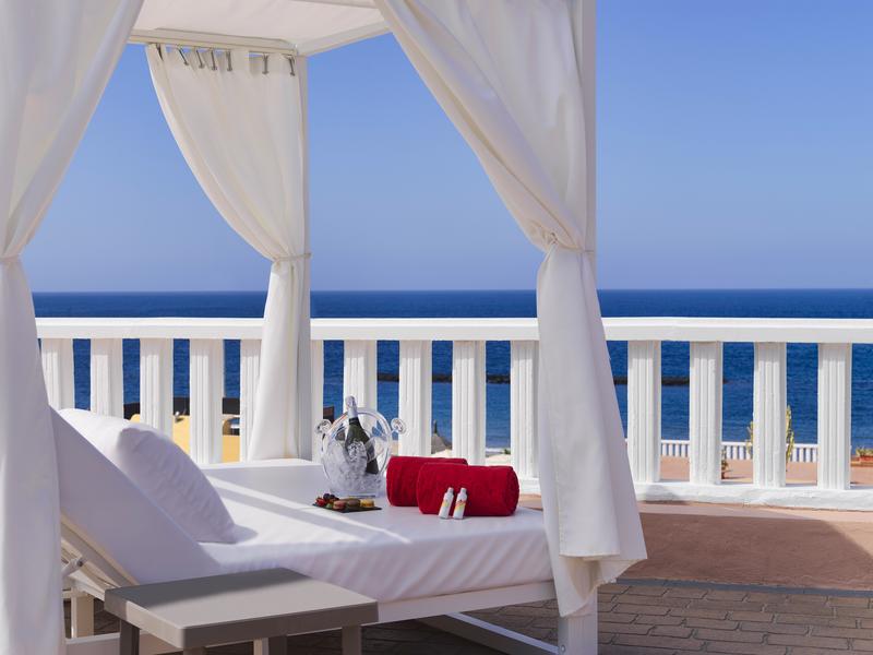 Winter sun on a budget: cheapest warm escapes Nov–Feb 2026 — photo