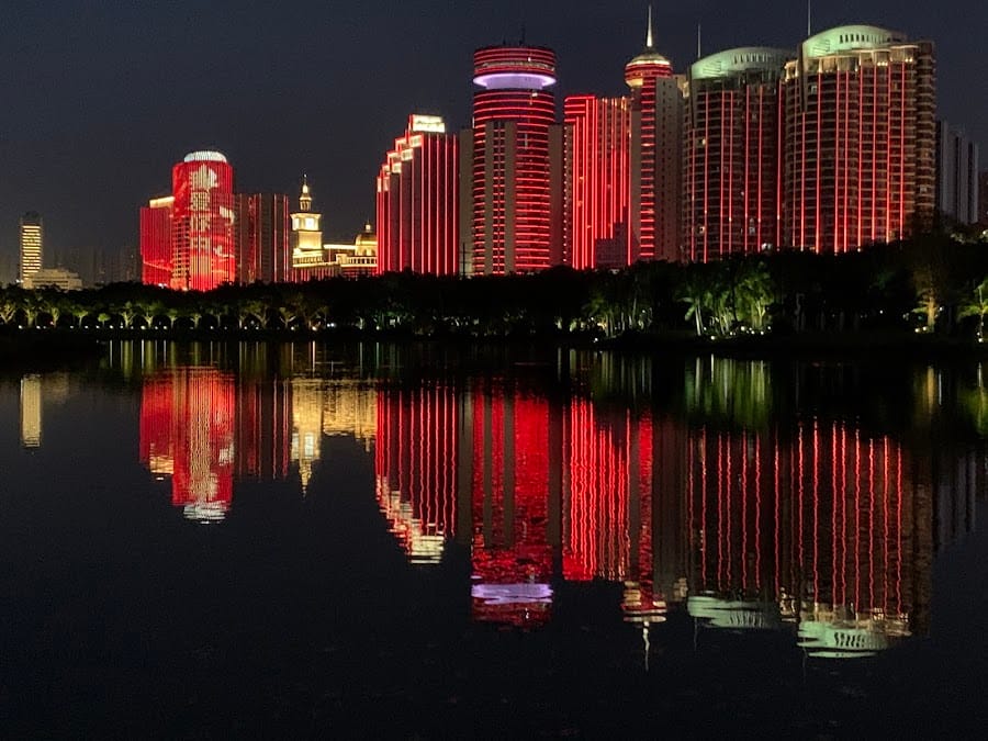 万绿园