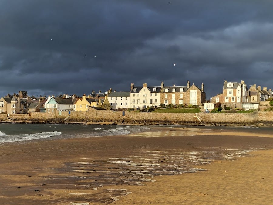 Elie Beach
