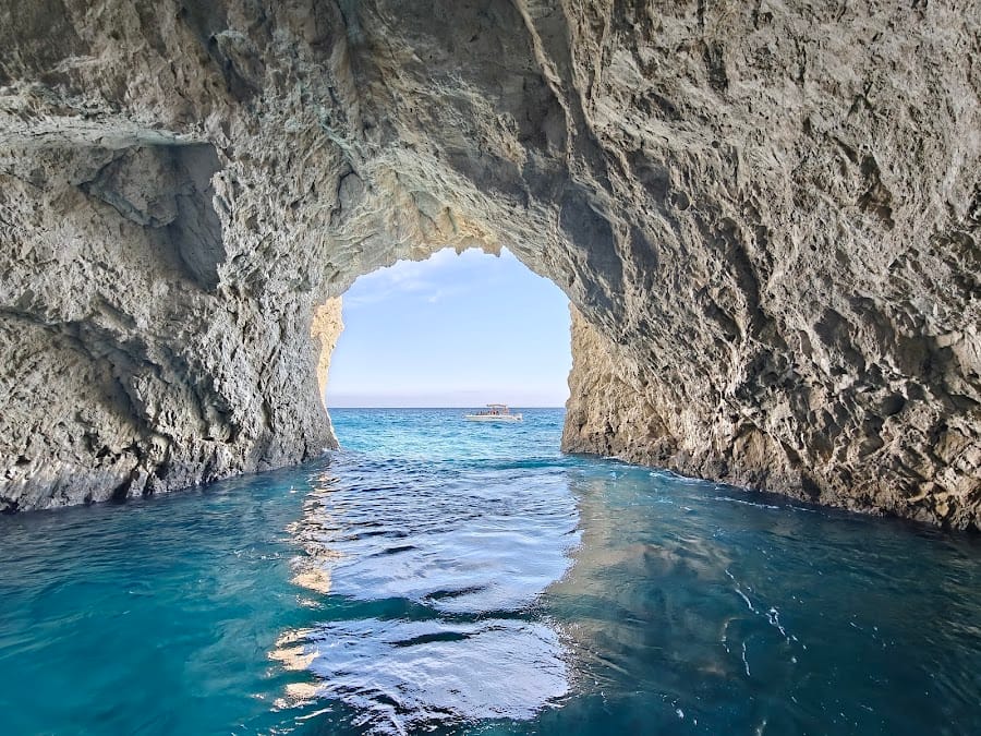 Keri Caves