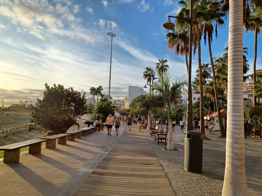 Paseo marítimo los cristianos
