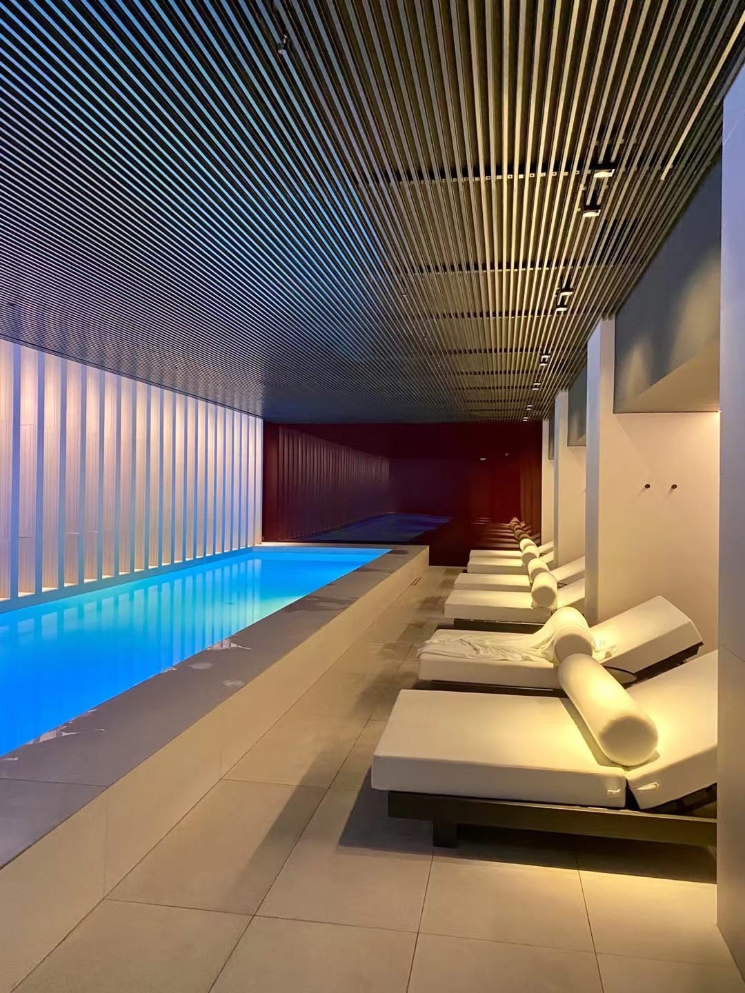 Kozmo Hotel Suites & Spa - Small Luxury Hotels photo 3