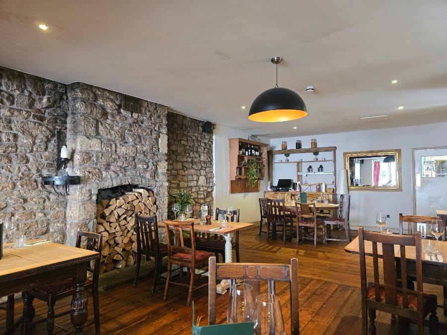 The Bear & Swan