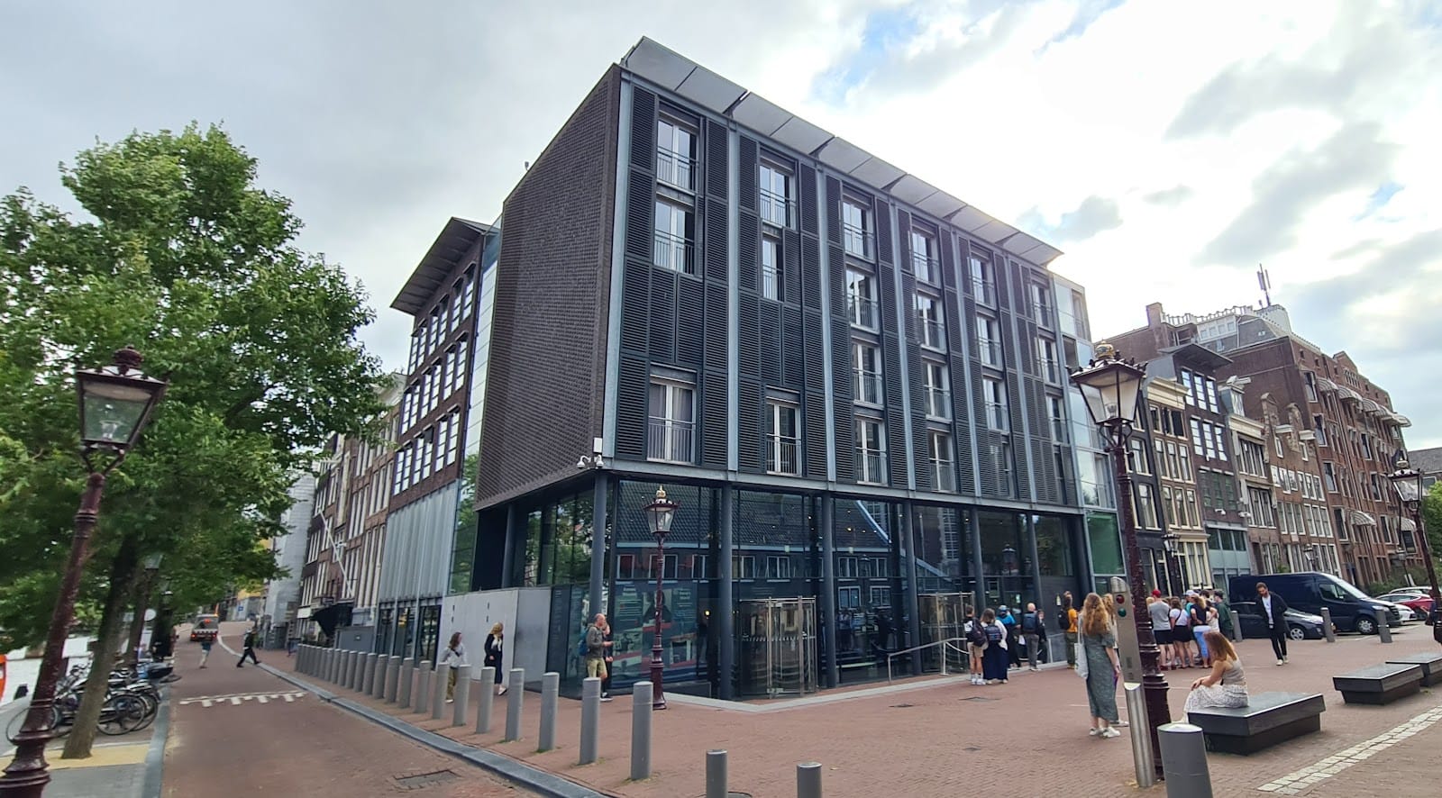 Anne Frank House Tickets: How to Book (Official Site Only) — photo