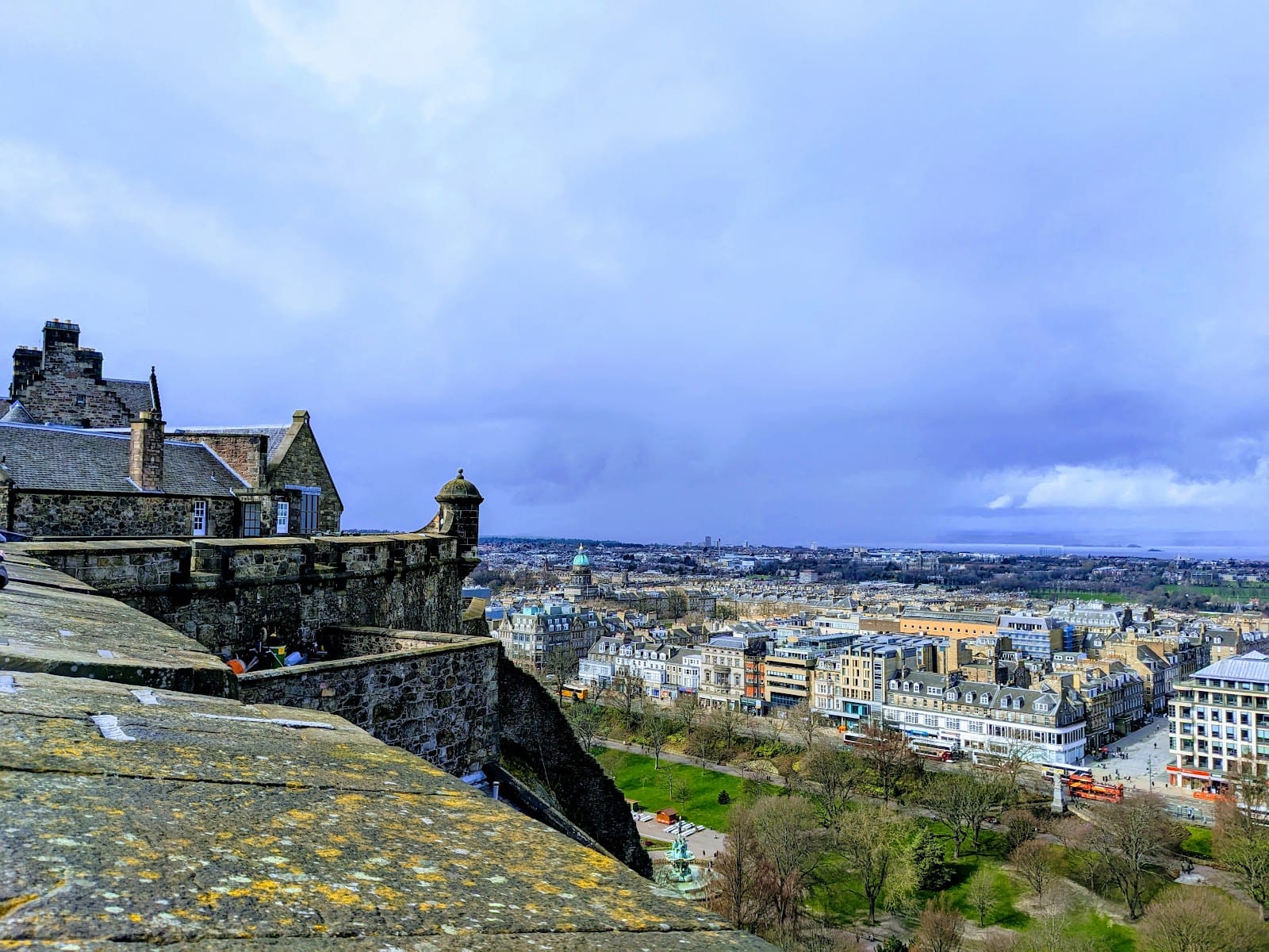 Edinburgh Castle Tickets: What to Know Before You Go — photo
