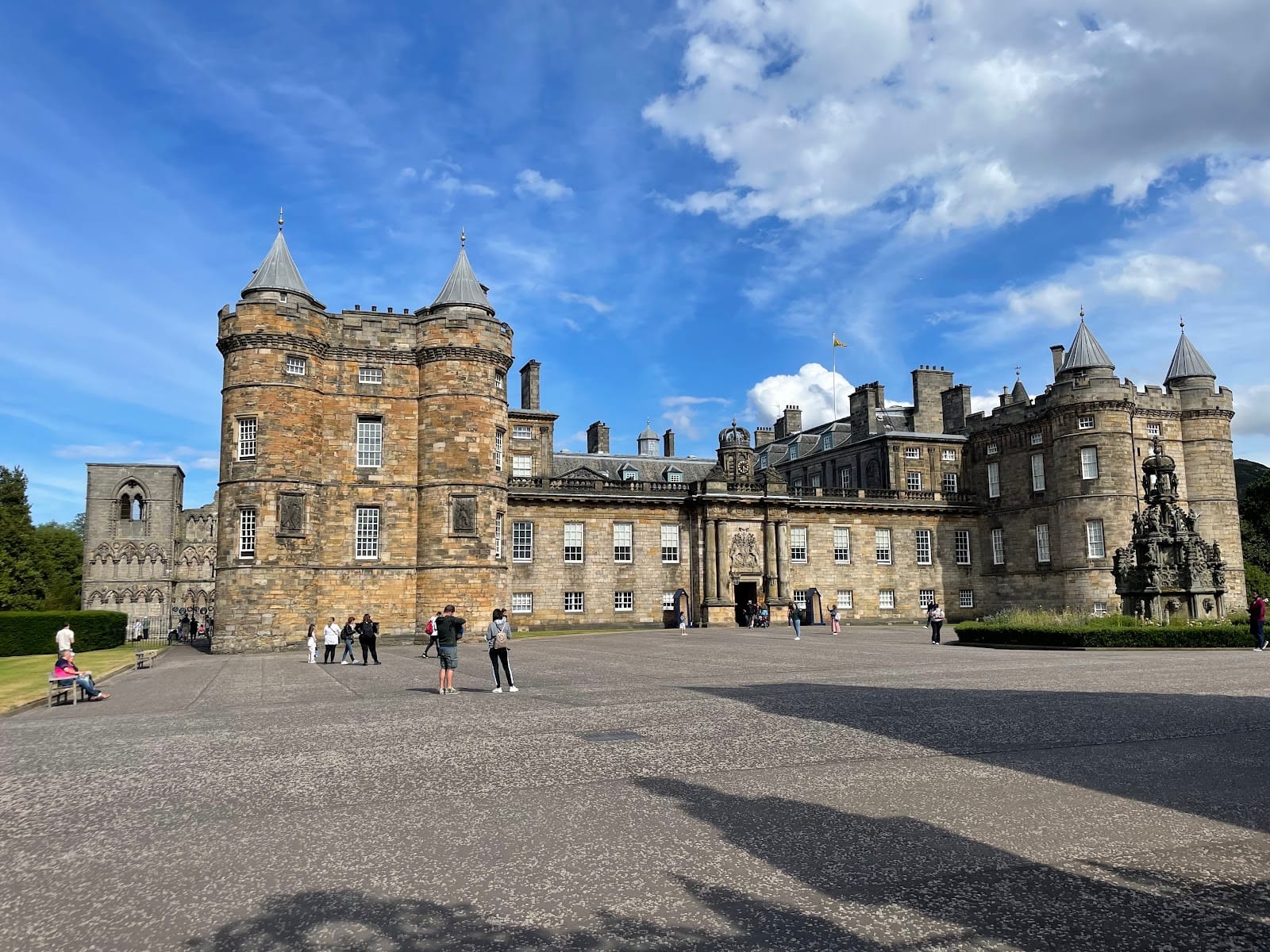 Edinburgh Castle Tickets: What to Know Before You Go — photo