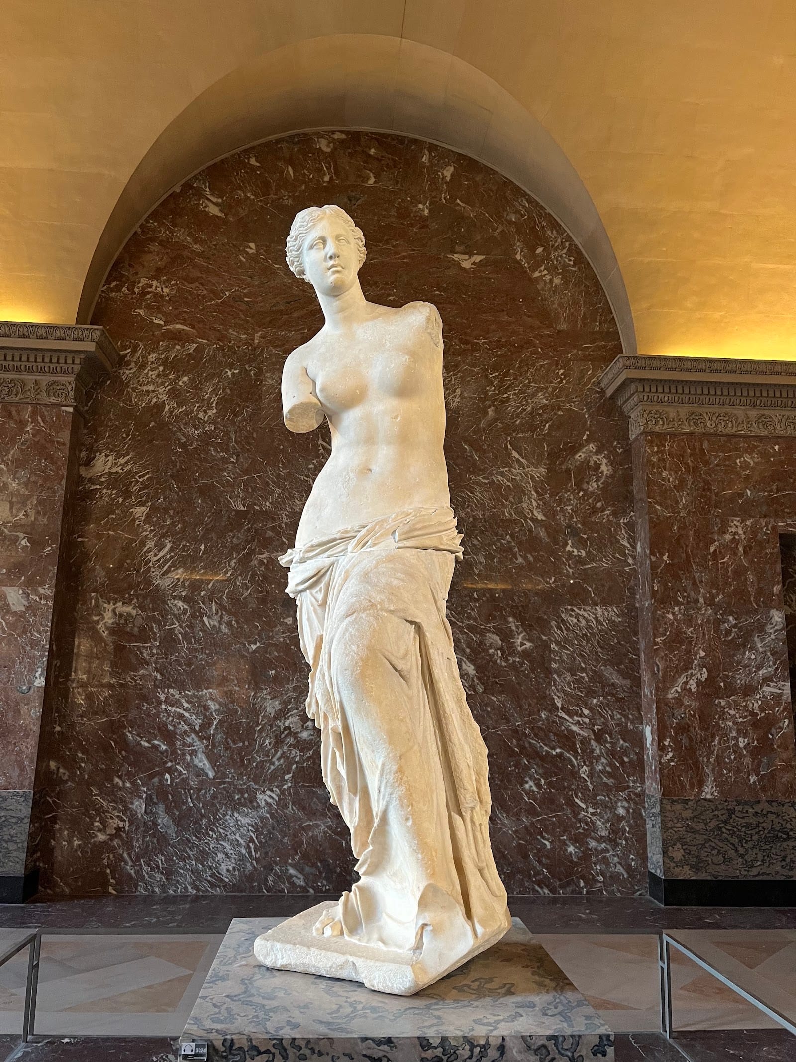 Louvre Museum Tickets: What to Know Before You Go — photo