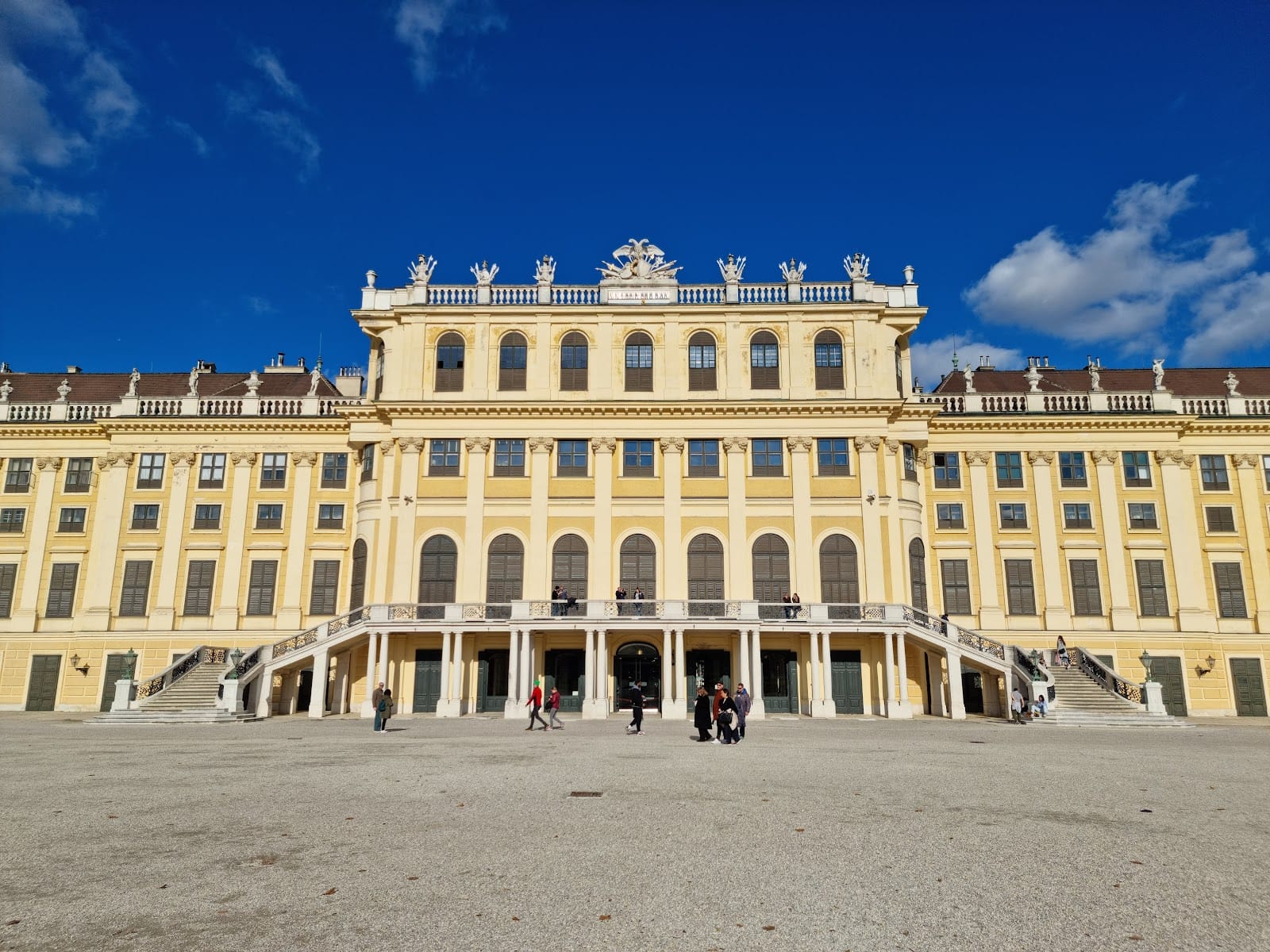 Schönbrunn Palace Tickets: Skip-the-Line & Tours Guide — photo