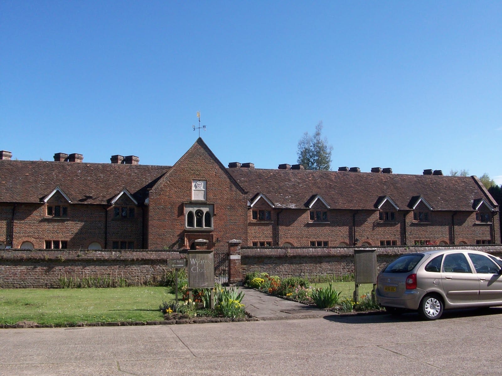 Best Days Out With Kids in Surrey (2026 Guide) — photo