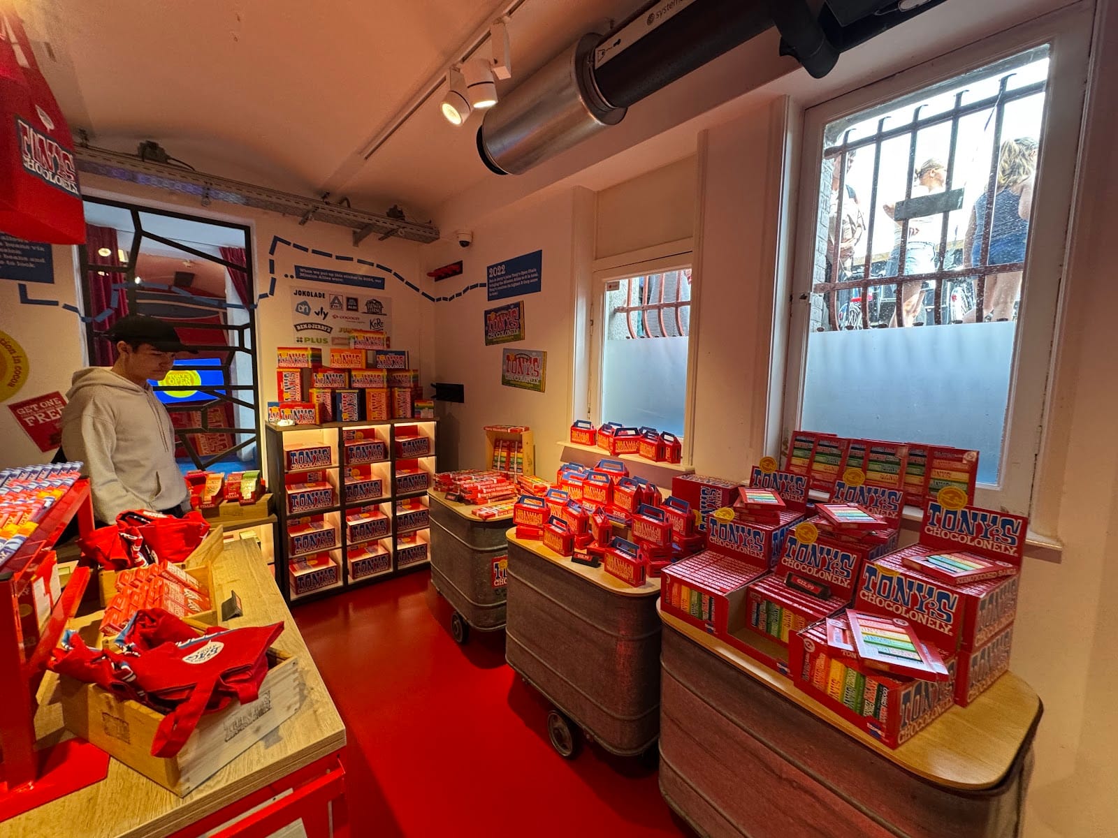 Tony's Chocolonely Super Store Amsterdam: Free to Visit — photo