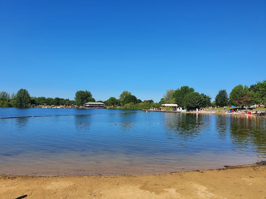 Cotswold Country Park & Beach