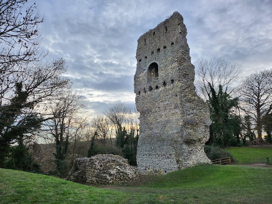 English Heritage - Bramber Castle
