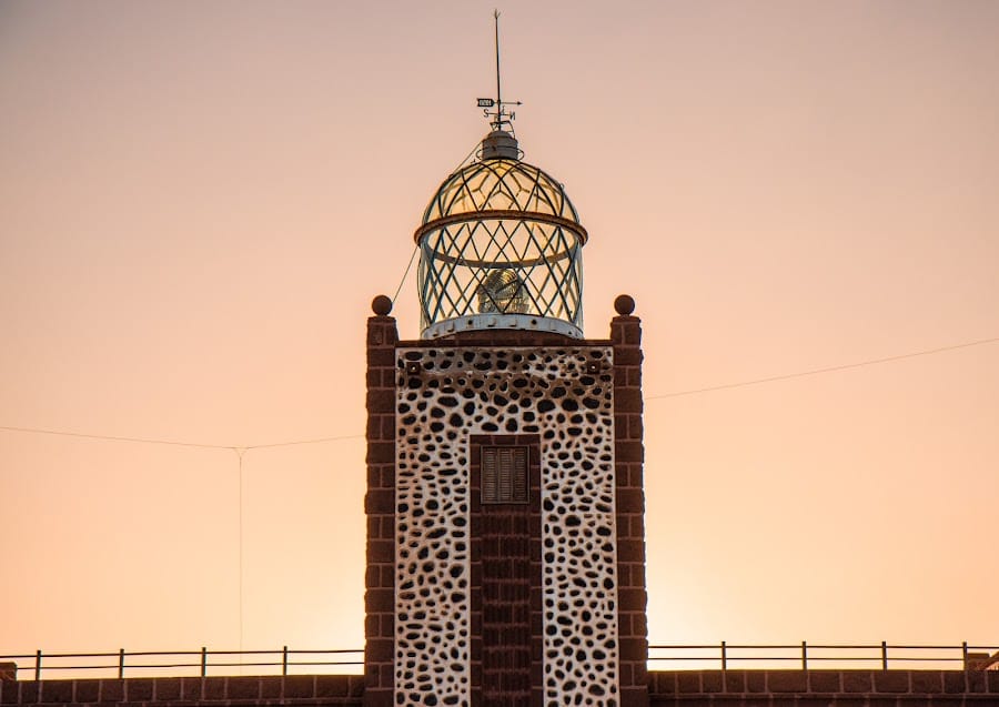 Faro de la Entallada