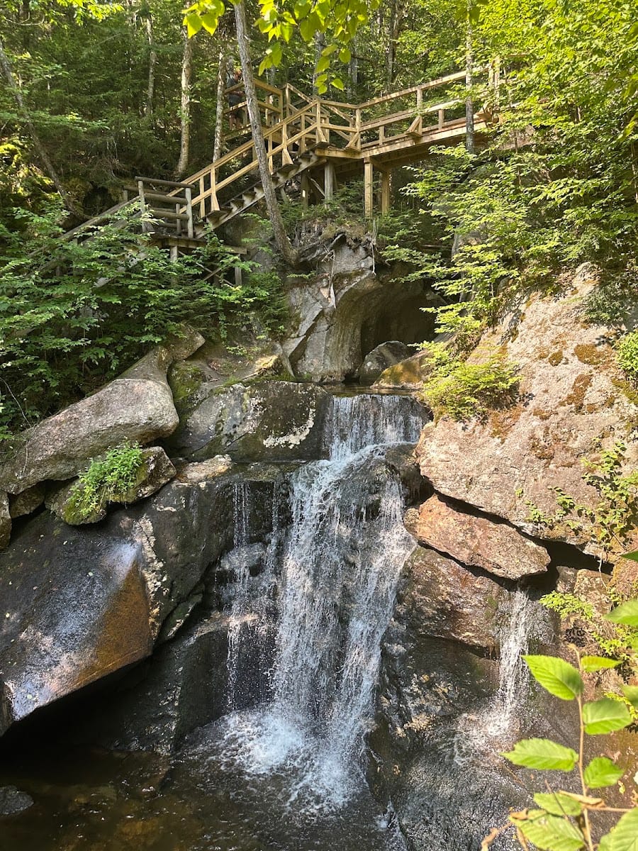 Lost River Gorge & Boulder Caves