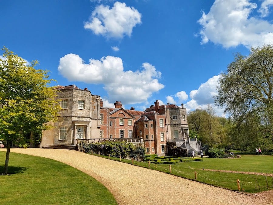 National Trust - Mottisfont