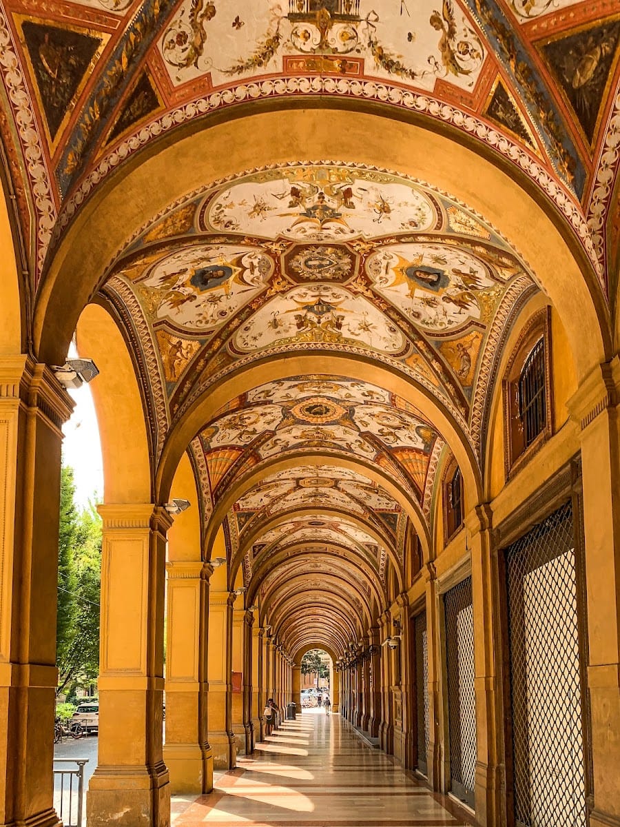 Portici di Bologna