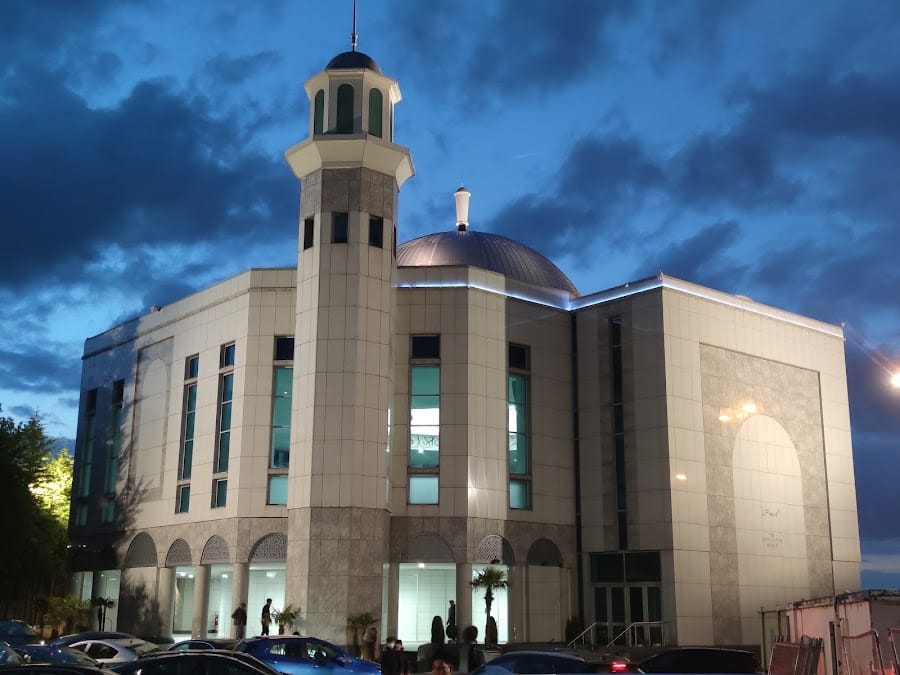 The Baitul Futuh Mosque
