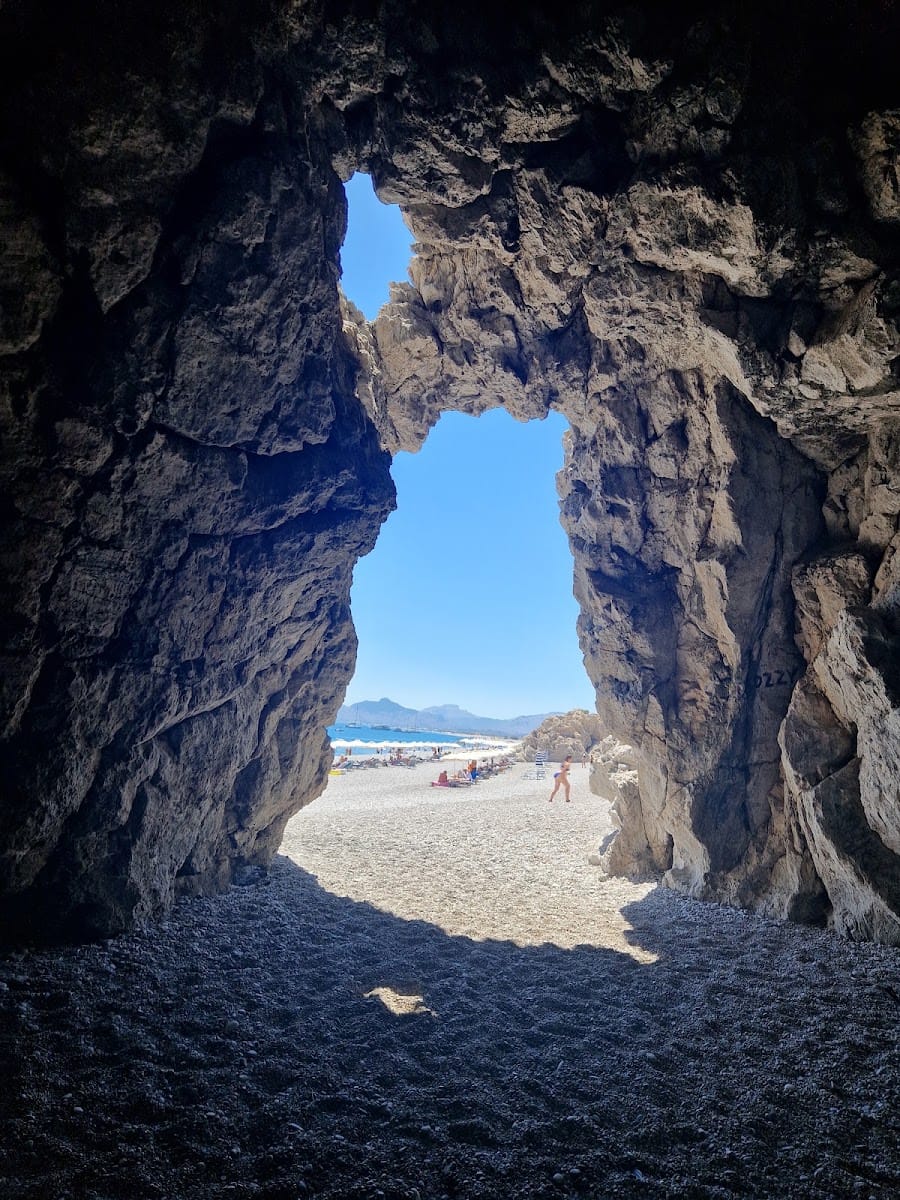 Traganou Caves